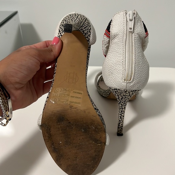 House of Harlow stilettos - Picture 3 of 5